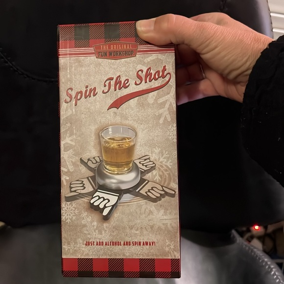 Spin the Shot Game NWT NIB - Picture 1 of 2